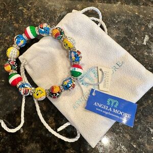 Ângela Moore stretch bracelet with Swarovski crystal accents, Brand New!